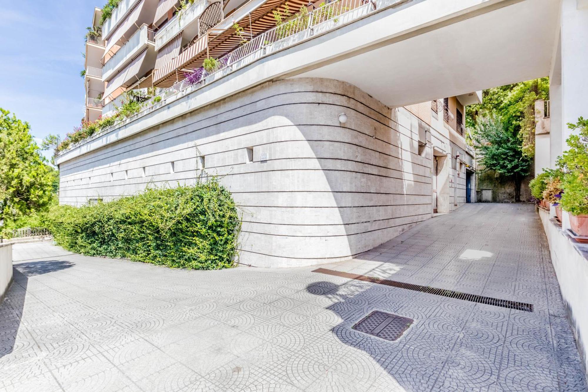 דירות רומא L'Attico Con Terrazza In Corso Francia מראה חיצוני תמונה